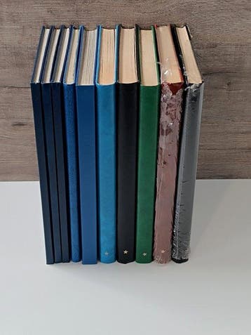 Accessoires - 10 albums de timbres grand format