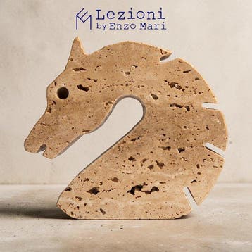 Raro Cavallo Brutalista in Travertino – Attribuito a Enzo, Antiek en Kunst