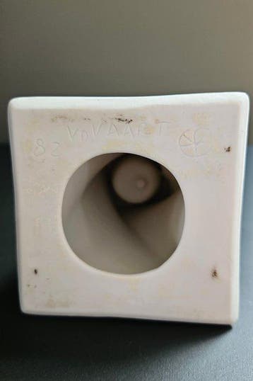 eigen atelier - Jan van der Vaart - Vaas - Aardewerk -