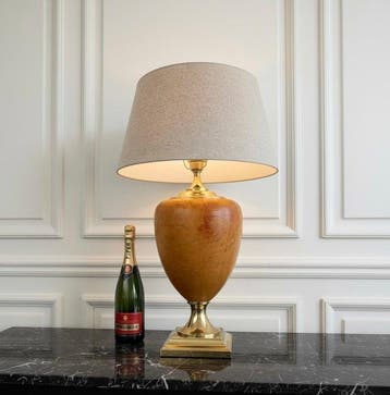 Maison Le Dauphin (France) - Lampe - modèle en cuir -