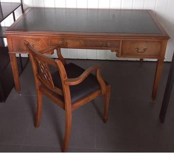 Reprodux made by Bevan Funnell Ltd. - Bureauset (2) - Hout, Antiek en Kunst