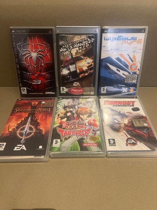 Sony - Playstation Portable (PSP) - lot - Videogame - In, Games en Spelcomputers, Spelcomputers | Overige Accessoires