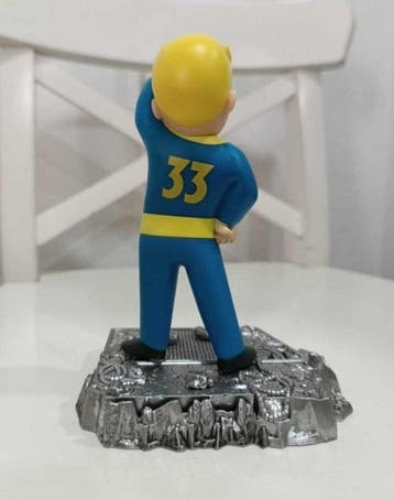 Fallout - - Film rekwisiet Beperkte oplage Vault Boy (in