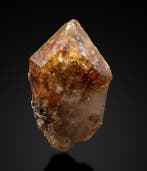 Quartz au chlorure de fer, fantôme d’hématite, sceptre