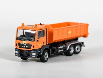Zeer gedetailleerd schaalmodel van de MAN TGS 3-assige