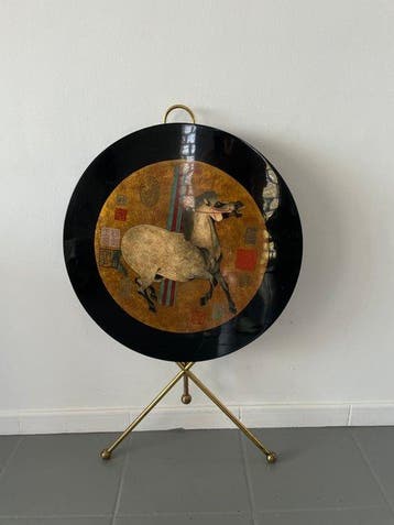 Salontafel - hout , messing - Gelakte Chinoiserie Paard