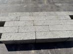 Veiling - 18,24 M2 Waalformaat Beton Grijs Ongetrommeld 20x5, Nieuw
