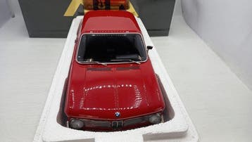 KK Scale 1:12 - Modelauto - BMW 1602 1971 - (cod.C30)