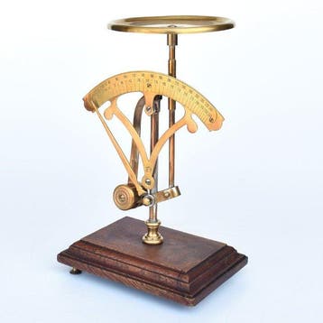 Ed Widmann - Balans of weegschaal - Messing Hout