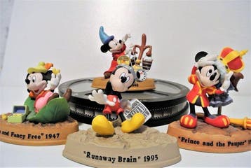 Walt Disney - 4 beeldjes + plateau - Beste van Mickey