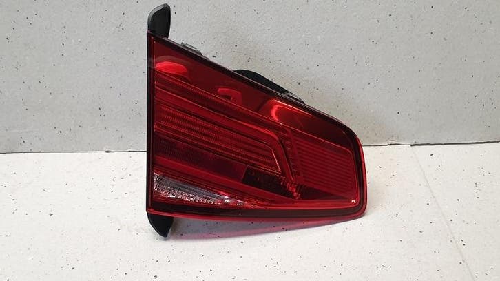 VW Passat B8 Achterlicht Sedan links binnen LED, Auto-onderdelen, Verlichting, Nieuw, Volkswagen, Verzenden