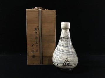 Exquisite Studio Ceramic Keiryuzan E-Mishima Vase -