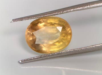 Jaune Saphir - 4.15 ct - GRS (Laboratoire Gem Research