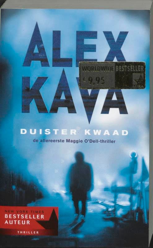 Duister kwaad 9789085500308 A. Kava, Boeken, Thrillers, Gelezen, Verzenden
