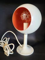 ANVIA - Lampe - lère spatiale - Métal blanc - lampe à globe