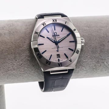 OMEGA - 39 mm, Stainless steel on a leather strap -, Nieuw
