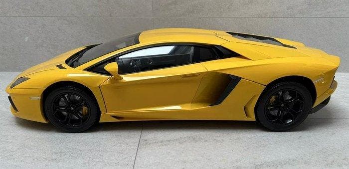 Pocher 1:8 - Voiture miniature - Lamborghini Aventador, Hobby & Loisirs créatifs, Voitures miniatures | 1:5 à 1:12