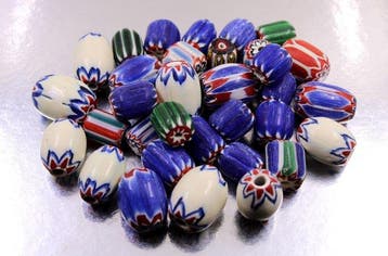 33 grote handgemaakte Chevron-glazen kralen - 456 gram -