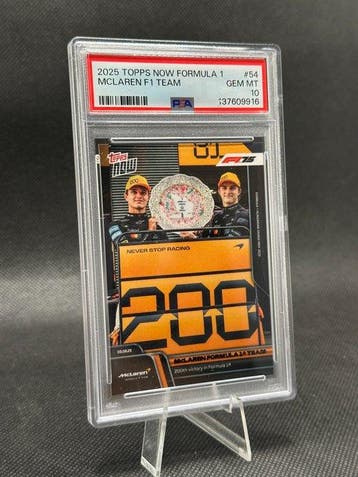 Topps Now Formula 1 Mclaren F1 Team #54 2025 - 1 Graded card, Verzamelen, Nieuw