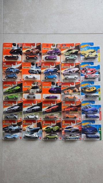 Hot Wheels, Matchbox 1:64 - Voiture miniature (125) - Lot de