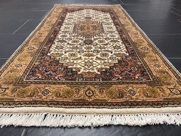 Bidjar - Tapis - 138 cm - 70 cm, Maison & Meubles, Ameublement | Tapis & Moquettes