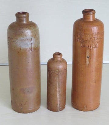 Kruik (3) - Aardewerk - o.a. Hulstkamp