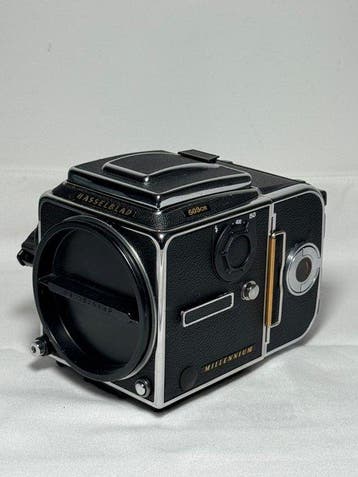Hasselblad 503CW - Édition Millenium Middenformaatcamera