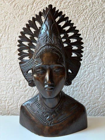 Set traditional hand-carved dark wood Balinese dancer busts, Antiek en Kunst