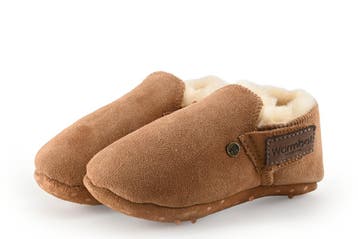 Warmbat Pantoffels Meisjes in maat 28 Cognac, Kinderen en Baby's, Verzenden, Schoenen, Zo goed als nieuw, Jongen of Meisje