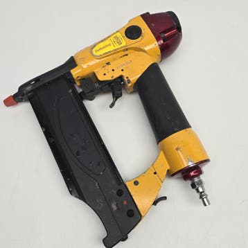 Union 3AE/J-50 Pneumatische Brads Tacker  | Nette Staat, Doe-het-zelf en Bouw, Ophalen of Verzenden, Nieuw