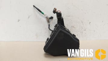 Zekeringkast Toyota Yaris O214800, Nieuw