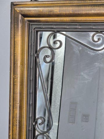 Vintage Wandspiegel mit Schmiedeeisen – Holzrahmen Gold