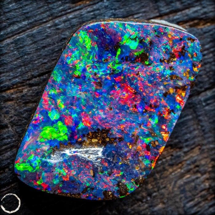 Australische Boulderopal cabochon met intensief meerkleurig, Collections, Minéraux & Fossiles