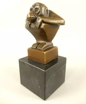 Naar Casimir BRAU - Sculpture, Squatting Monkey ART DECO -