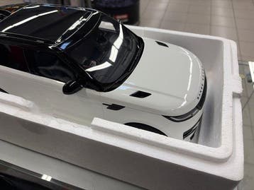 GT Spirit 1:12 - Voiture miniature - Land Rover RANGE Sport, Nieuw