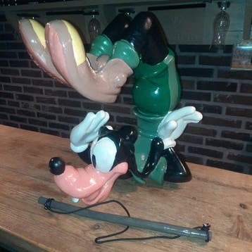 Disney - Goofy - 1 - Disney - Goofy aan de trapeze / Dingo, Verzamelen, Disney, Nieuw