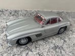 Agora / Ixo 1:8 - Modelauto - Mercedes 300 SL Gullwing, Hobby en Vrije tijd, Modelauto's | 1:5 tot 1:12, Nieuw