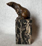 Beeld, Zittende beer - 22 cm - Brons, Marmer