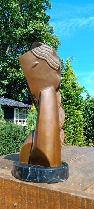 naar h laurens - Sculpture, art young face brons - 37 cm -