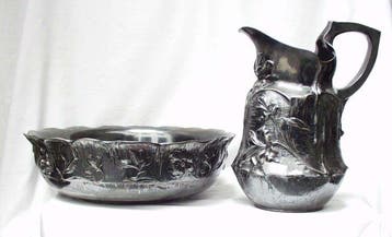 Art nouveau Ensemble de lavabo (2) - Étain