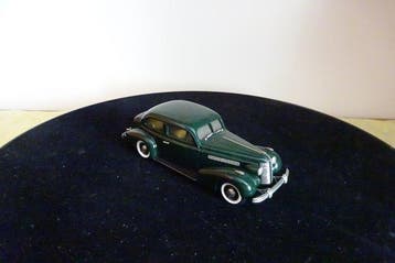 Brooklin 1:43 - Modelauto - 1937 Buick Special 2-Door