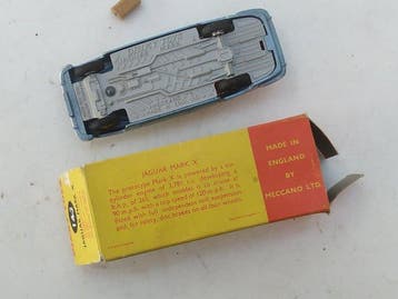 Dinky Toys 1.42 - Coupé miniature (3) - Original Issue First