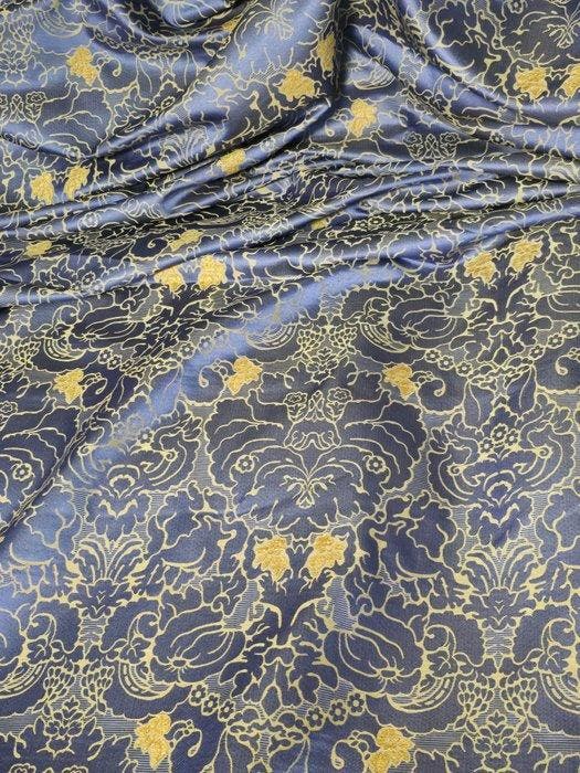 San leucio damascato blu brillante e oro con parti in, Antiek en Kunst, Antiek | Tapijten, Tafelkleden en Textiel