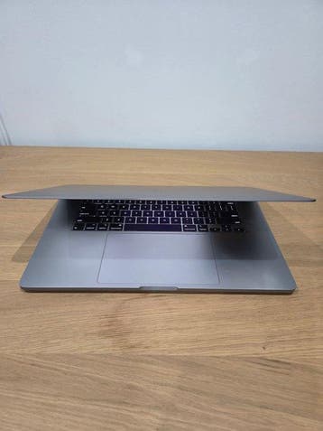 Apple MacBook Pro 16 (2019) | i7 6-Core | 16GB RAM | 512GB