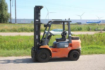 Veiling: Heftruck Toyota 62-7FDF30 Diesel 3000kg 6.0m 2006, Ophalen