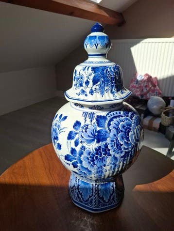 De Porceleyne Fles, Delft - H. v.d. Linden & B.J. Vogelezang, Antiek en Kunst