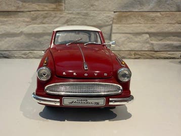 Revell 1:18 - Voiture miniature - Lloyd Alexander TS, Hobby en Vrije tijd, Nieuw