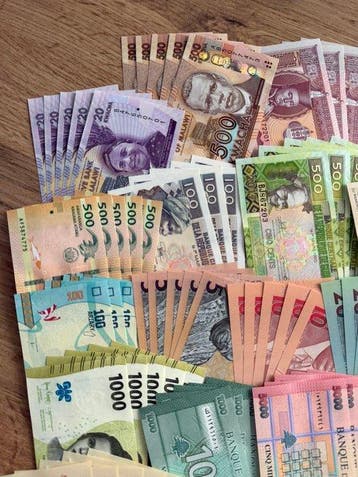 Wereld. - 125 Banknotes - Various Dates (Zonder