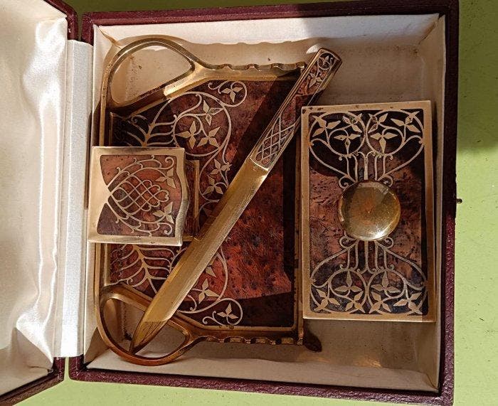 Ensemble de bureau (3) - Laiton, Bois - Loupe dorme, Verre,, Verzamelen, Pennenverzamelingen