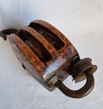 Ship’s pulley - Bois, Fer, Antiquités & Art